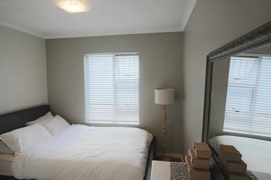 2 Bedroom Property for Sale in Parklands Western Cape